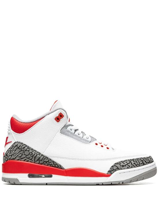 Athletic_Shoes